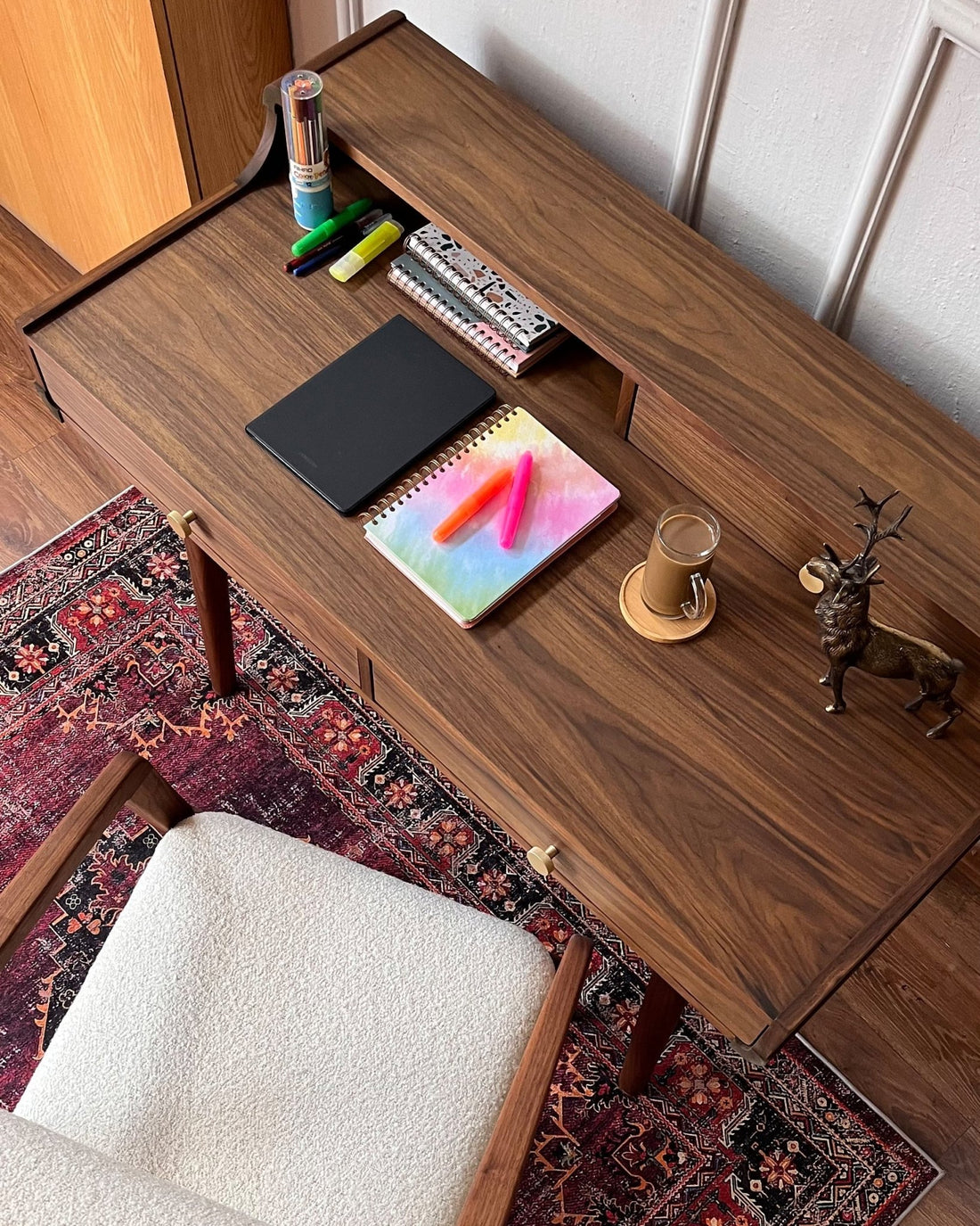 Adjustable Work Desk - Linerora