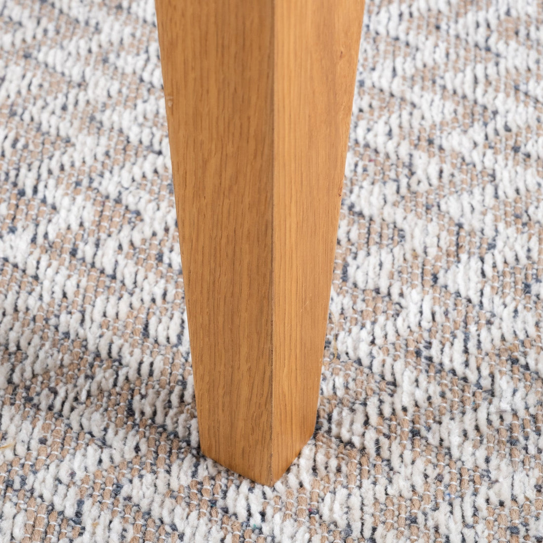 Floki 0545 Oak Nightstand - Linerora