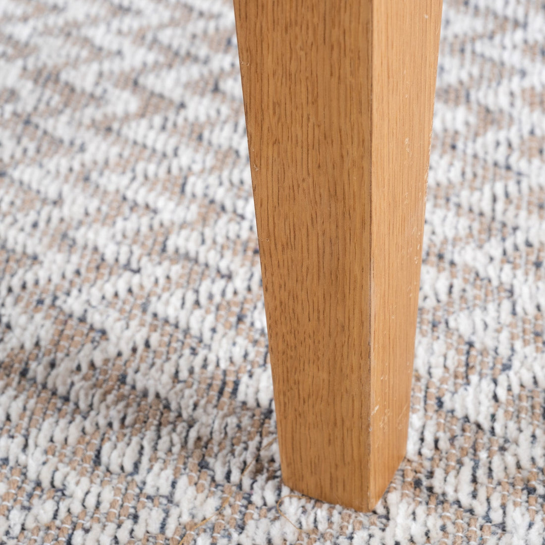 Floki Oak Nightstand Model 0546 - Linerora