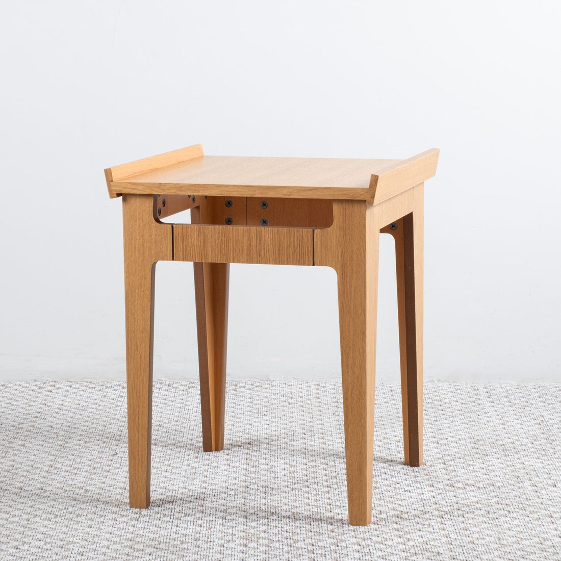 Floki Oak Nightstand Model 0546 - Linerora