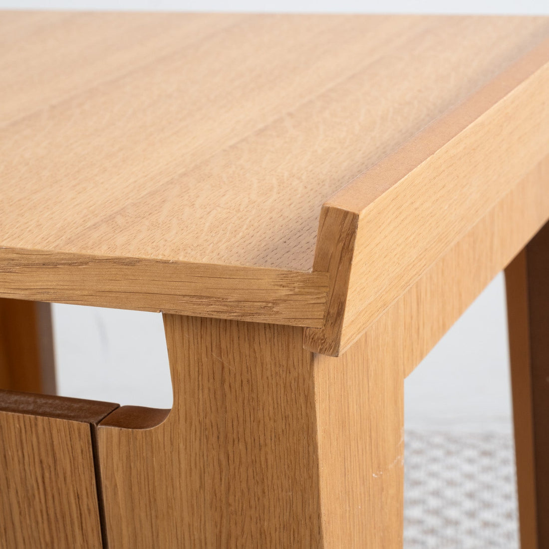 Floki Oak Nightstand Model 0546 - Linerora
