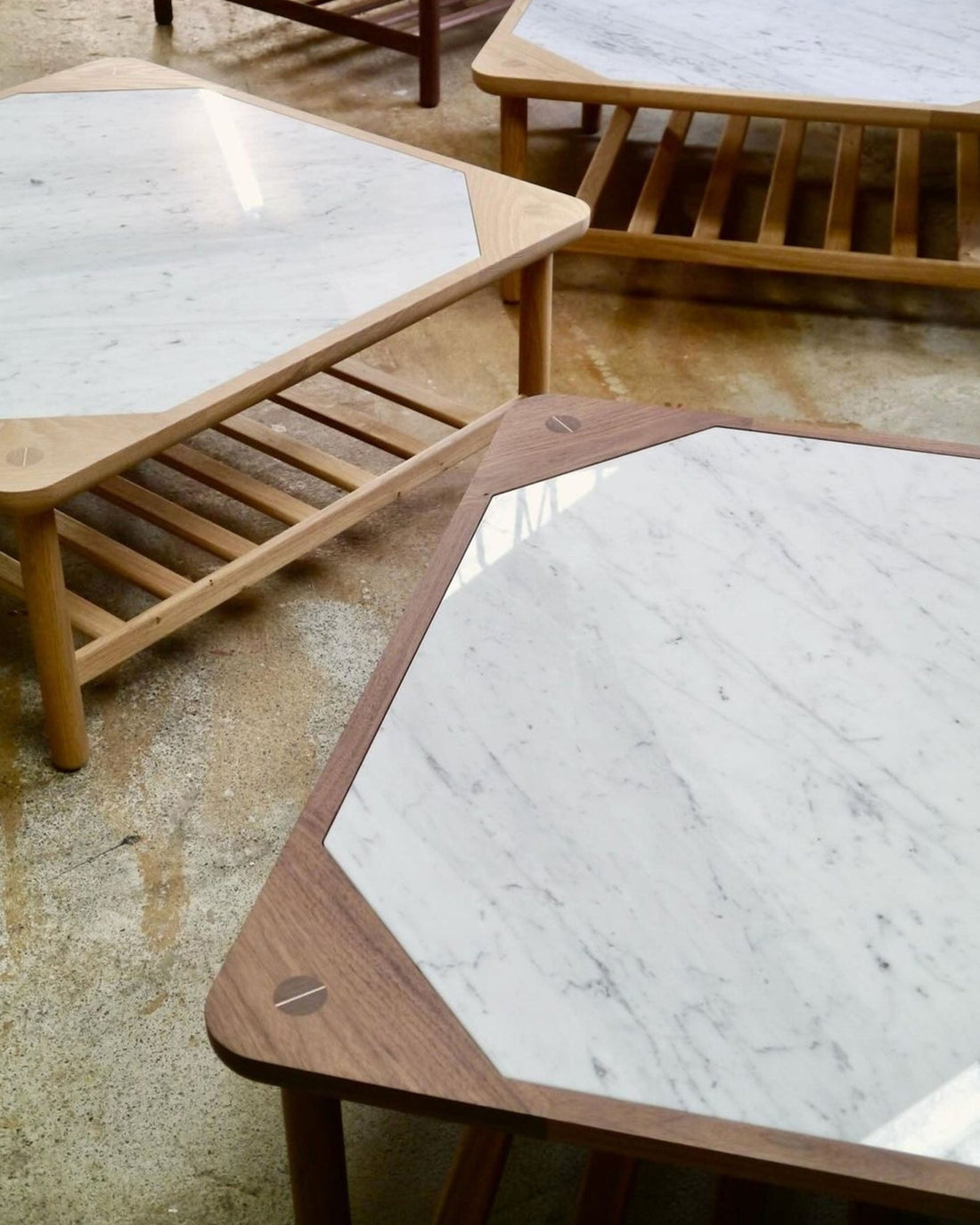 Kargi Modern Coffee Table - Linerora