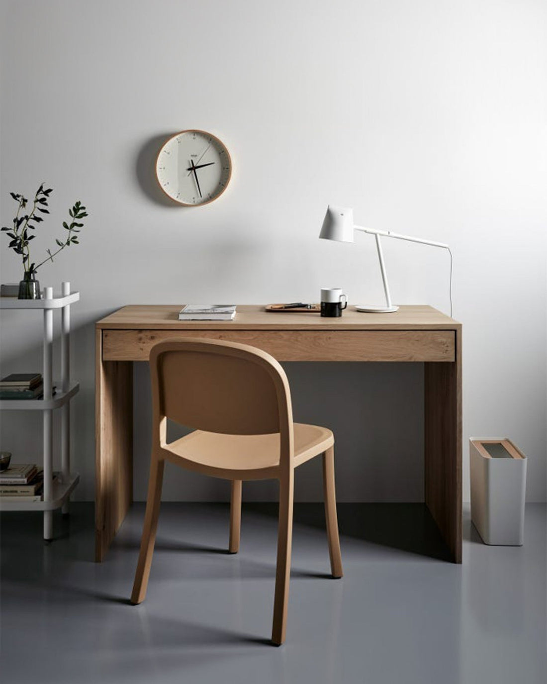 Nayla Office Desk - Linerora