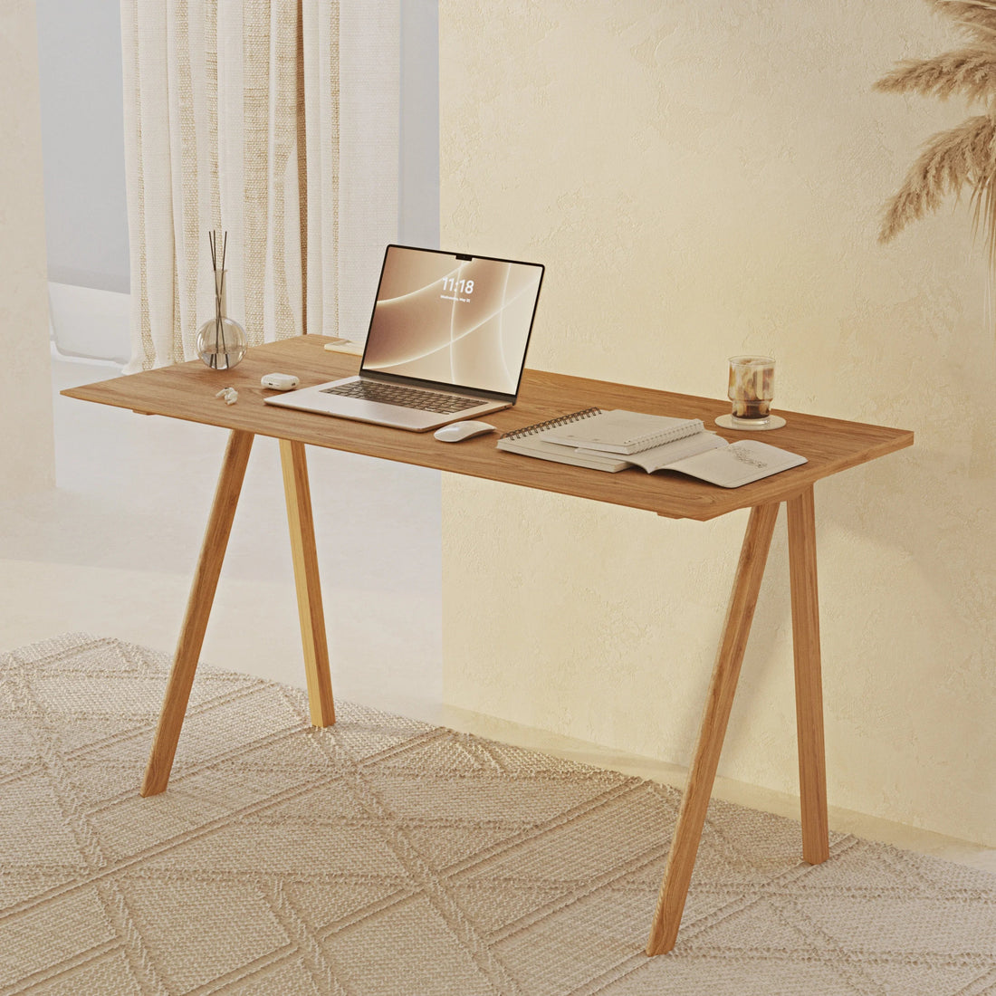 Oak Desk with Bike Design - Linerora