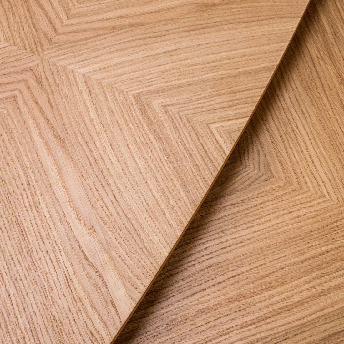 Oval Coffee Table in Helsinki Design - Linerora