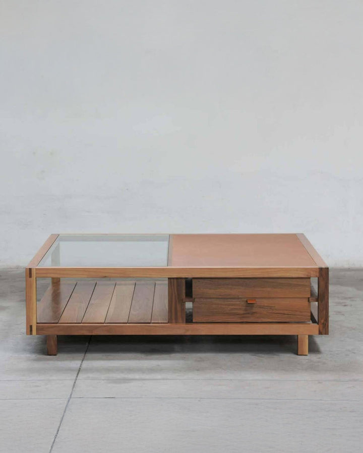 Sem'ya Coffee Table - Stylish and Functional Centerpiece - Linerora