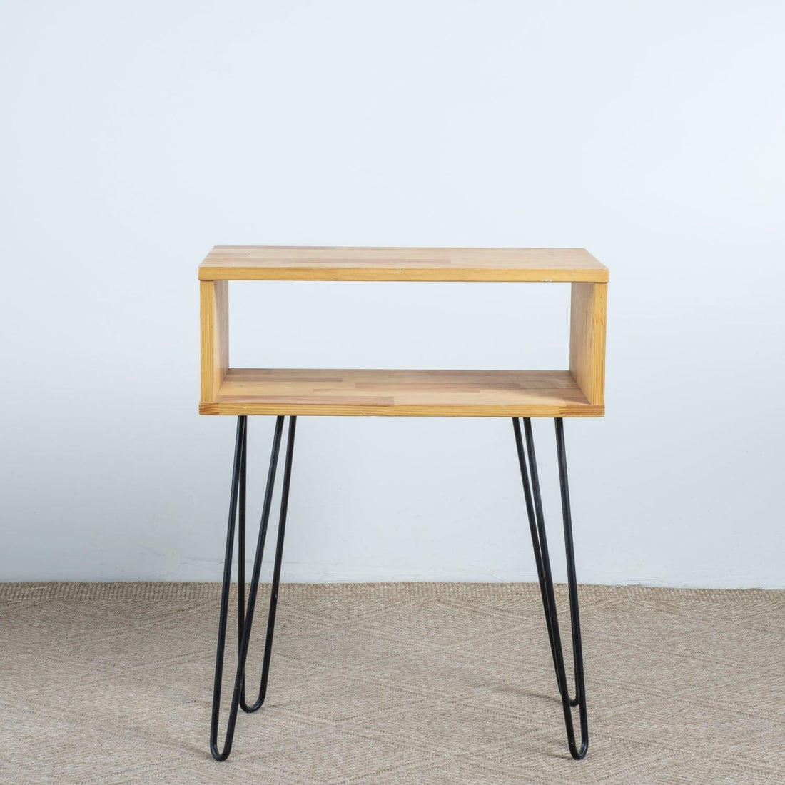 Tranquil Nightstand - Linerora