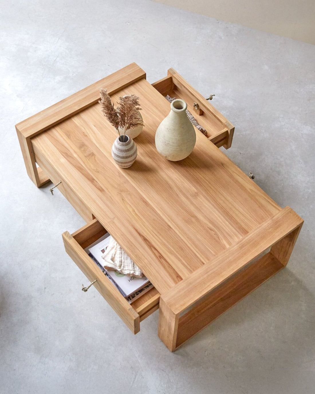 Vaye Modern Coffee Table - Linerora