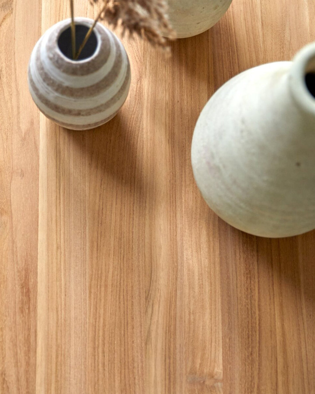 Vaye Modern Coffee Table - Linerora