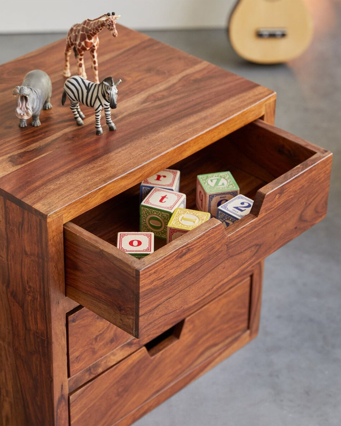 Visal Bedside Table - Linerora