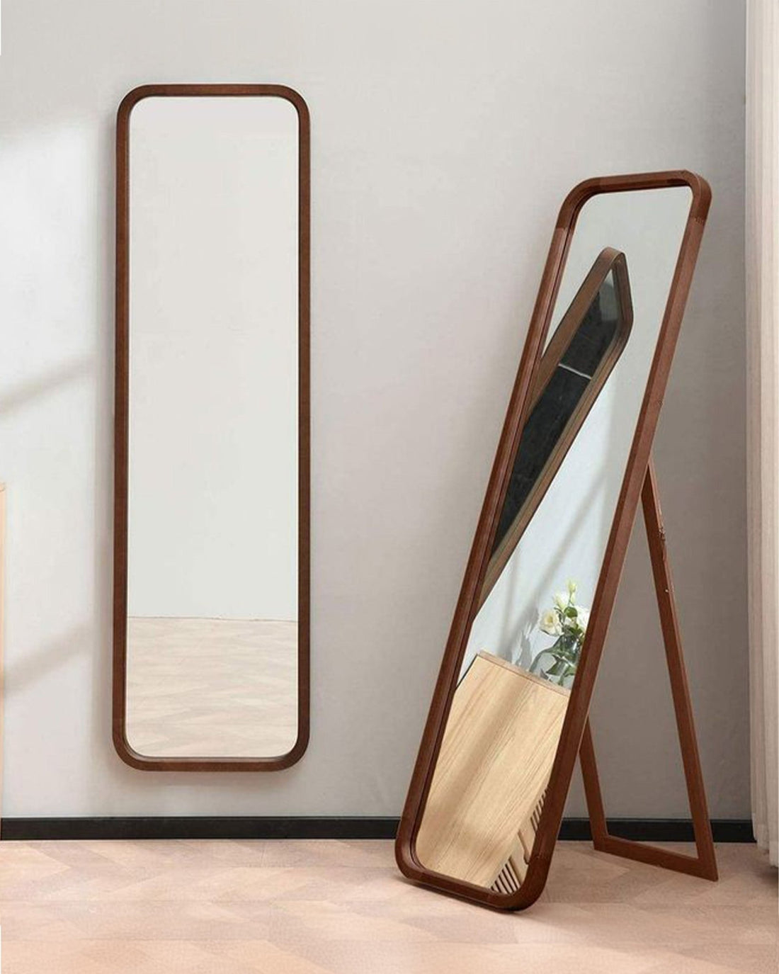 Zümra Reflective Wall Mirror - Linerora